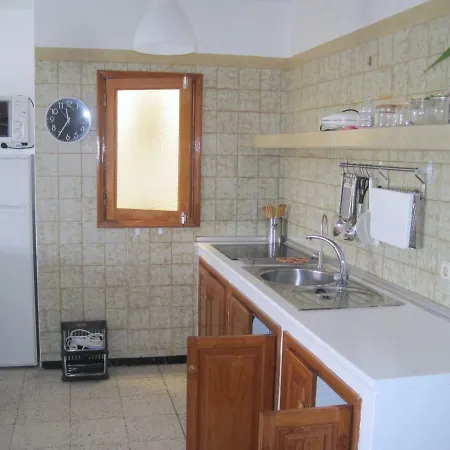 En El Pueblo De 3 * ארייטה